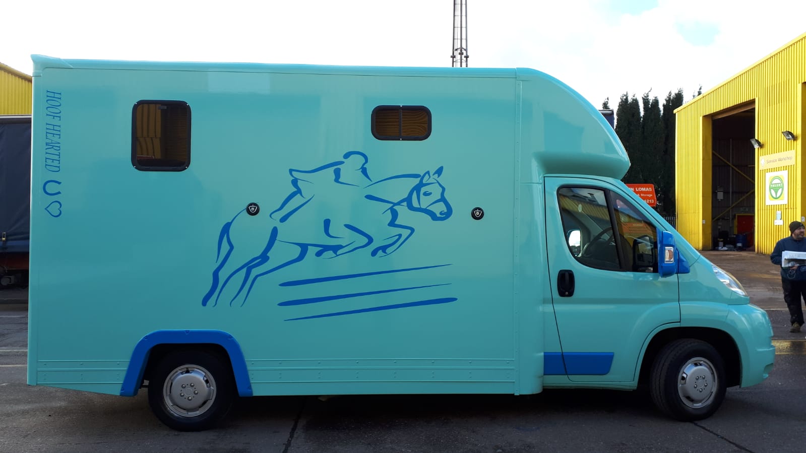 3-5 tonne horsebox manufacturers